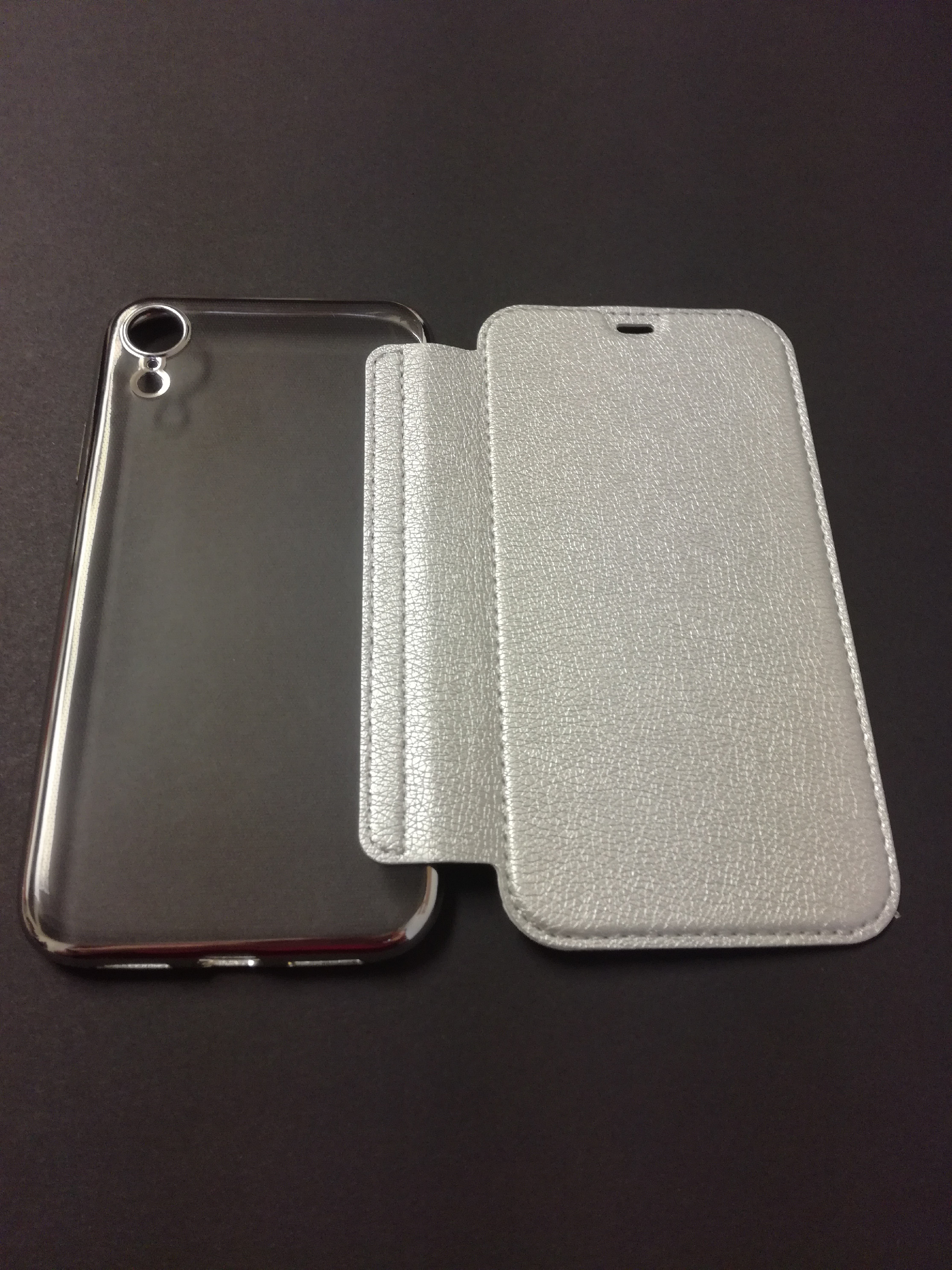 iPhone XR (6,1") púzdro Electro Book strieborné