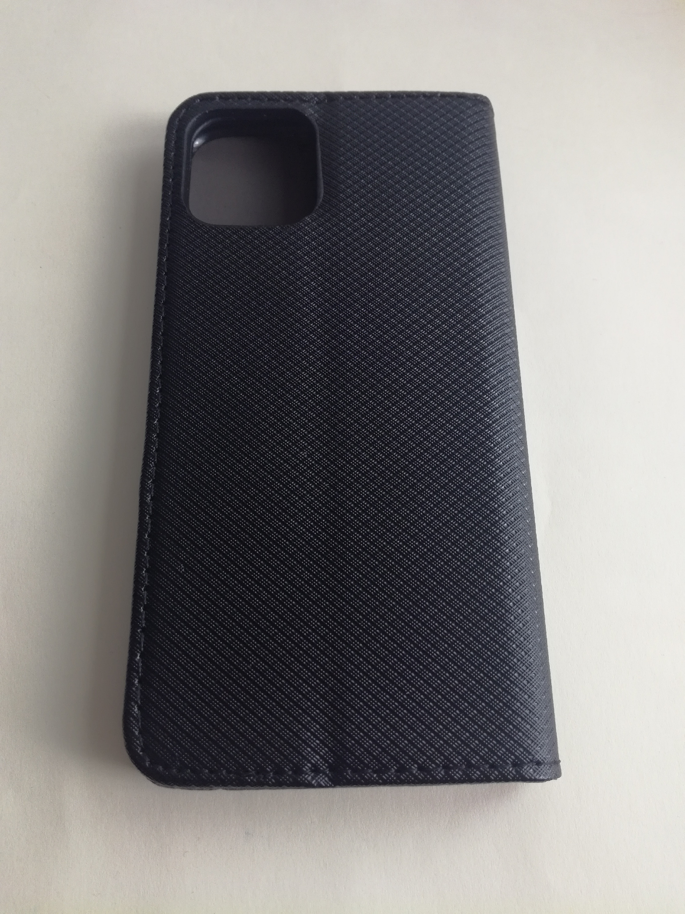 iPhone 11 Pro 5,8" púzdro Smart Magnet čierne