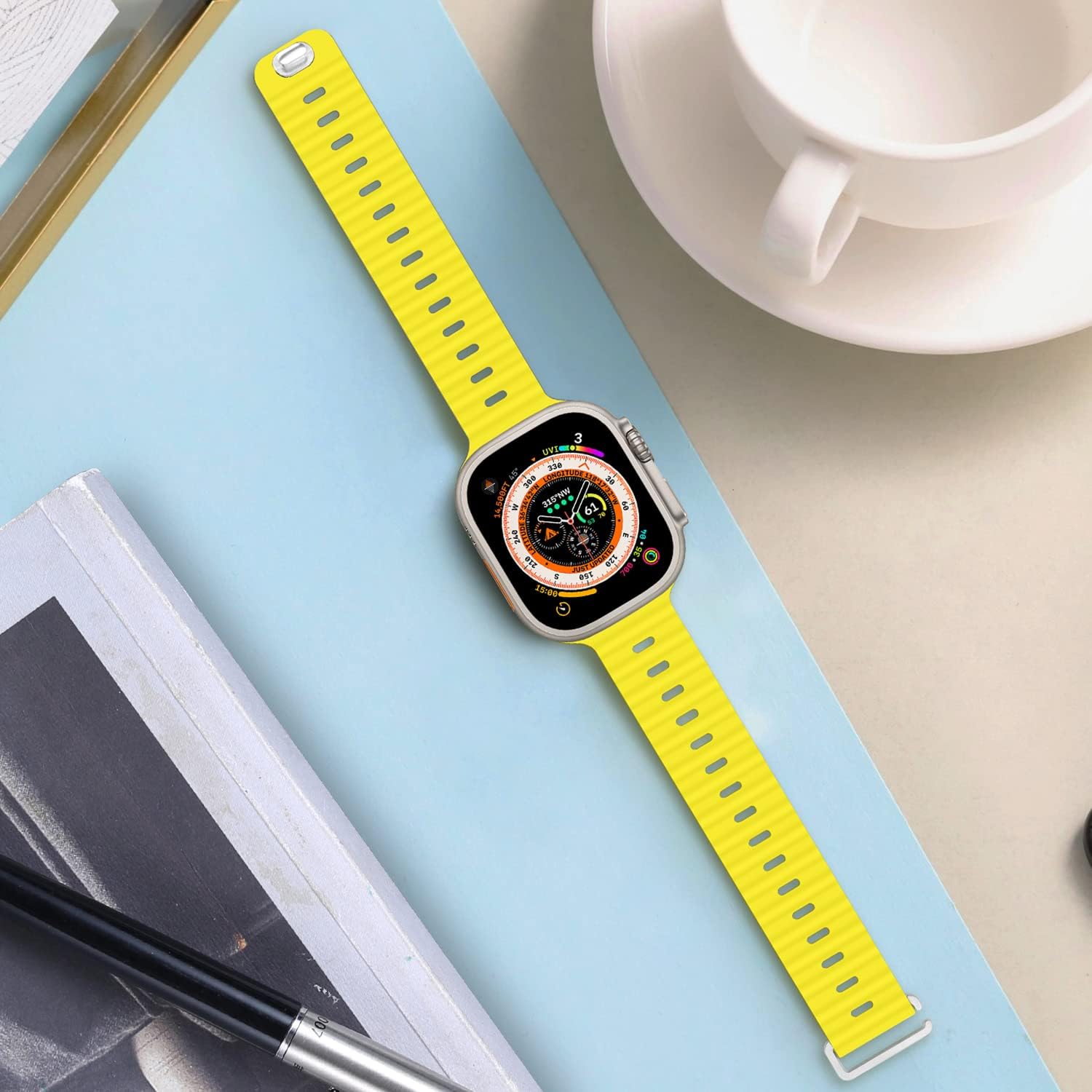Apple Watch 49mm / 46mm / 45mm / 44mm / 42mm silikónový remienok žltý