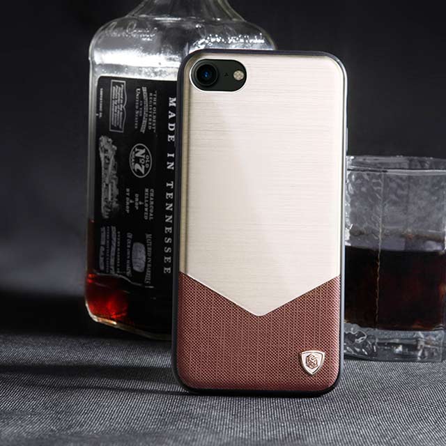 iPhone 7 Plus / 8 Plus púzdro Nillkin Lensen hnedo-zlaté