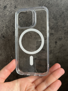 iPhone 13 Pro zadné púzdro ESR MagSafe priehľadné